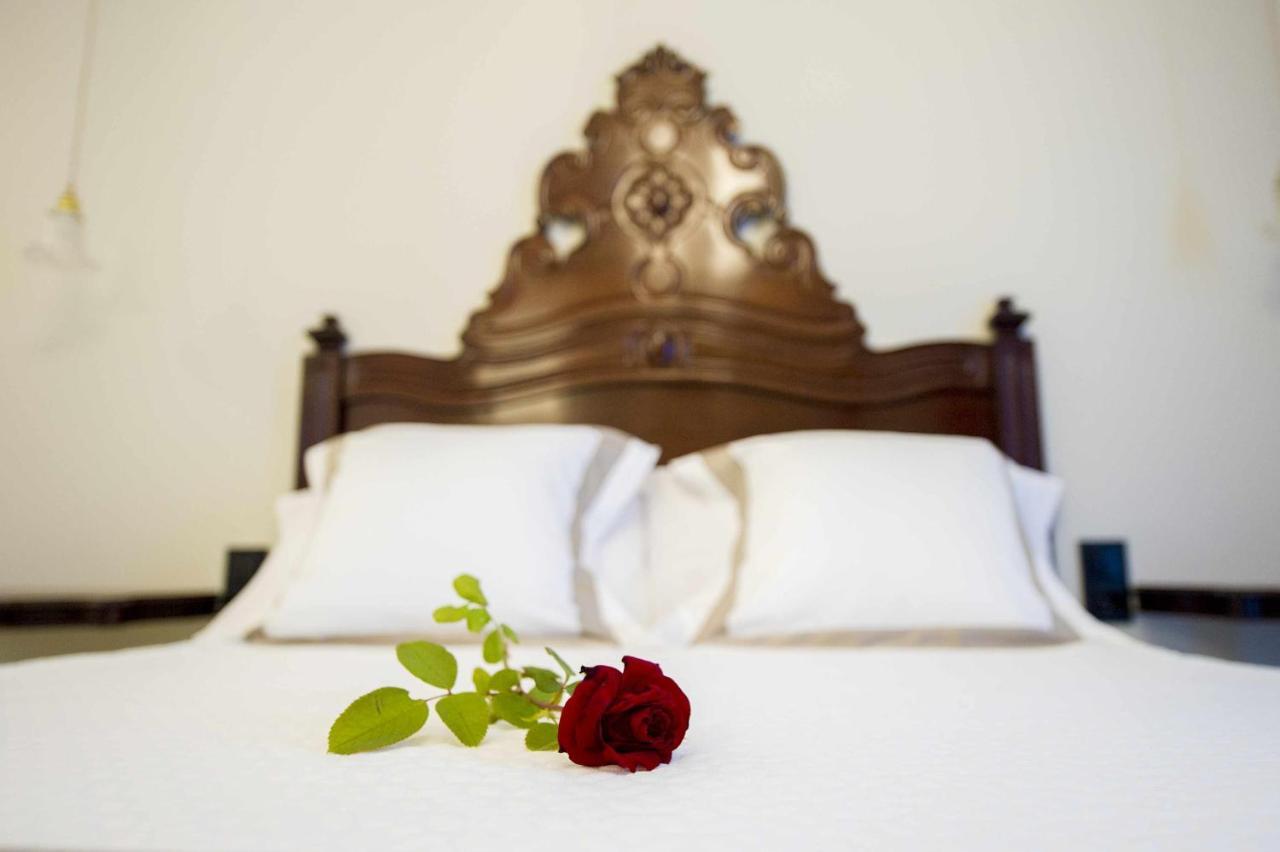 Bolet Casa Modernista Bed and Breakfast Castellvi de la Marca Buitenkant foto