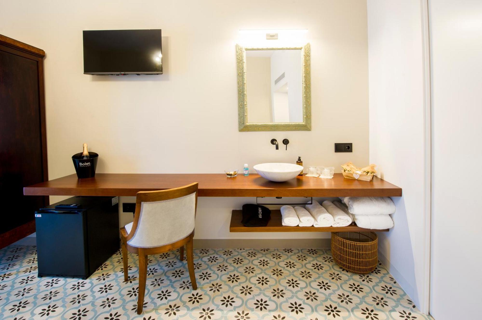 Bolet Casa Modernista Bed and Breakfast Castellvi de la Marca Buitenkant foto