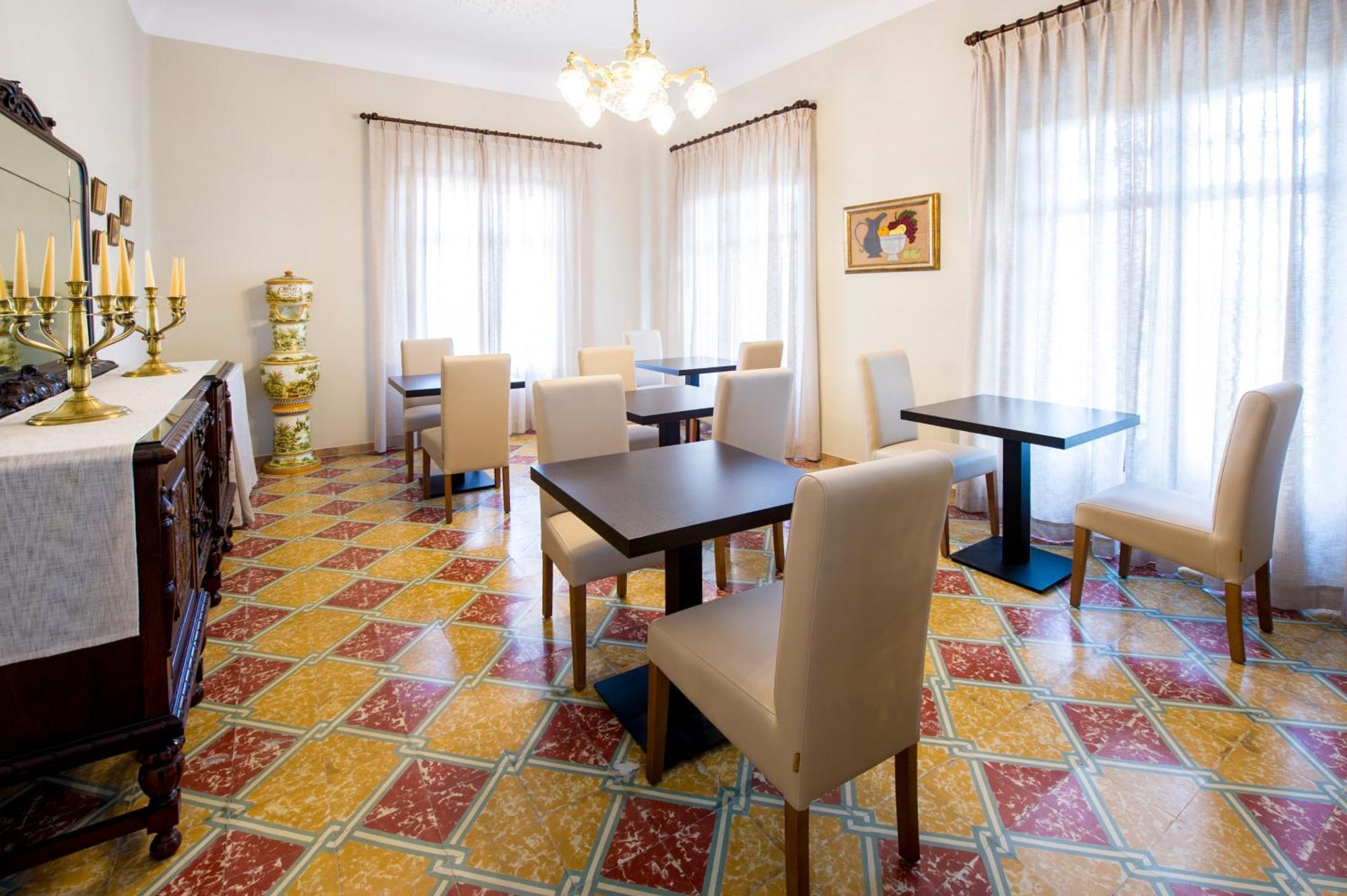 Bolet Casa Modernista Bed and Breakfast Castellvi de la Marca Buitenkant foto